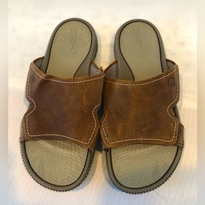 Merrell Mens Sandals, Tan brown upper , M-select fresh, rubber outsole , size 9